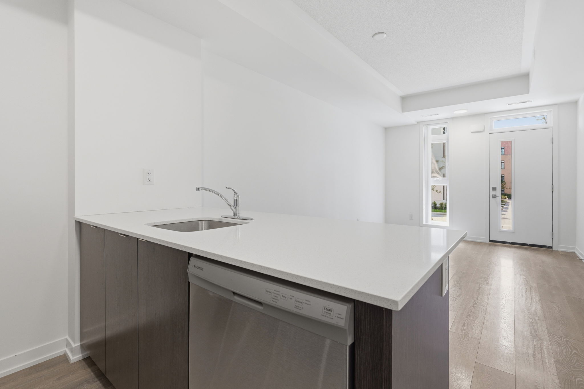 Property in Toronto — delivered property photograph 9