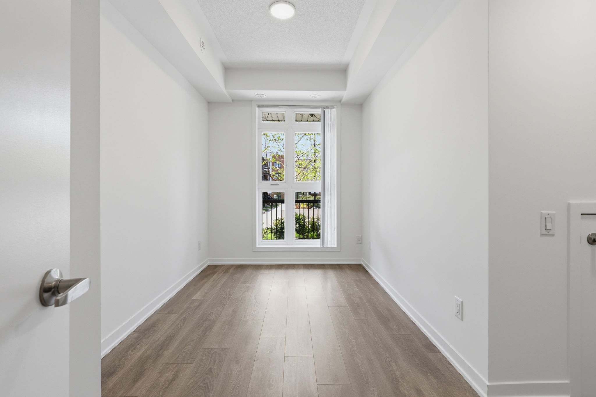 Property in Toronto — delivered property photograph 12