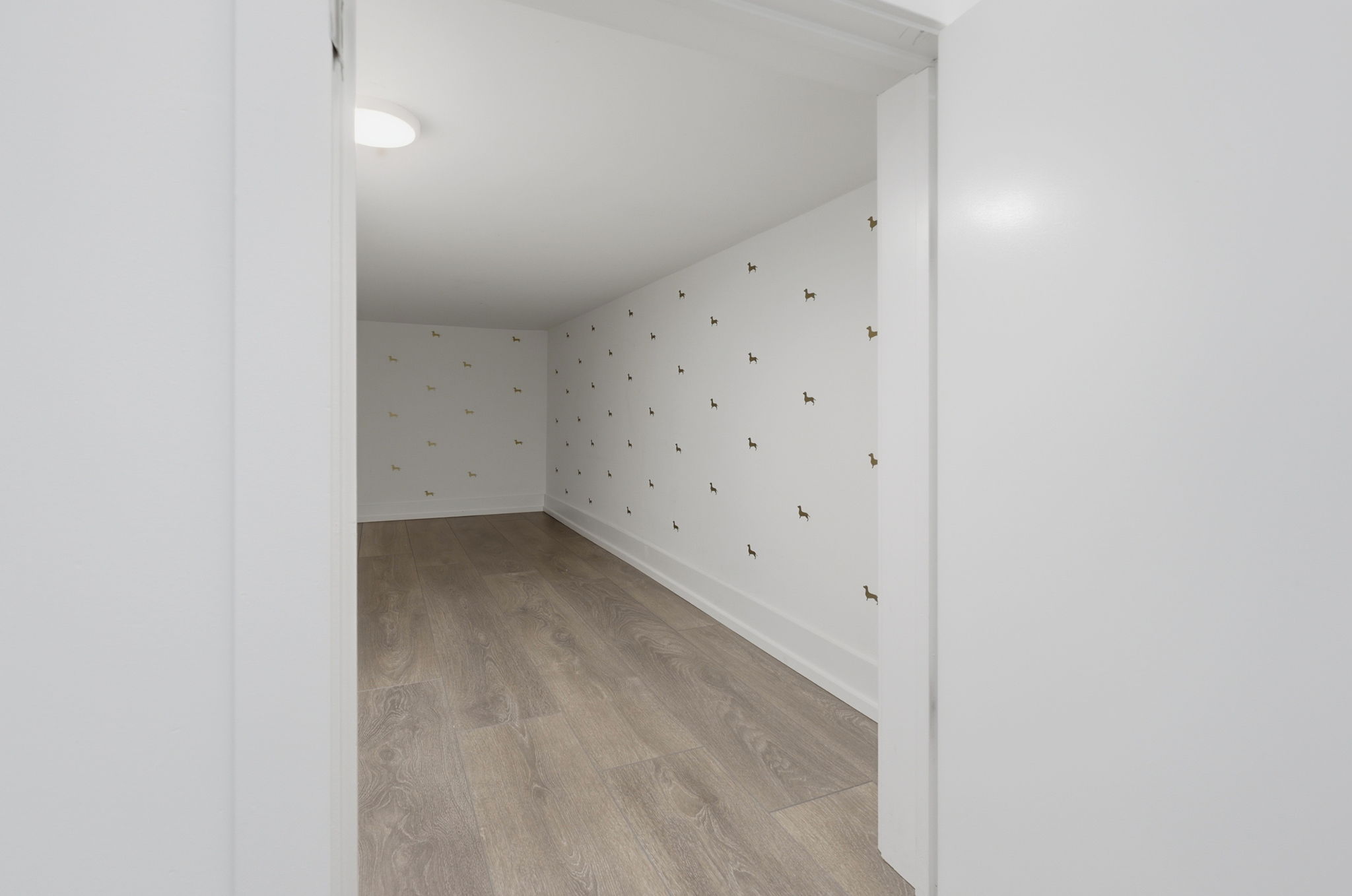 Property in Toronto — delivered property photograph 15
