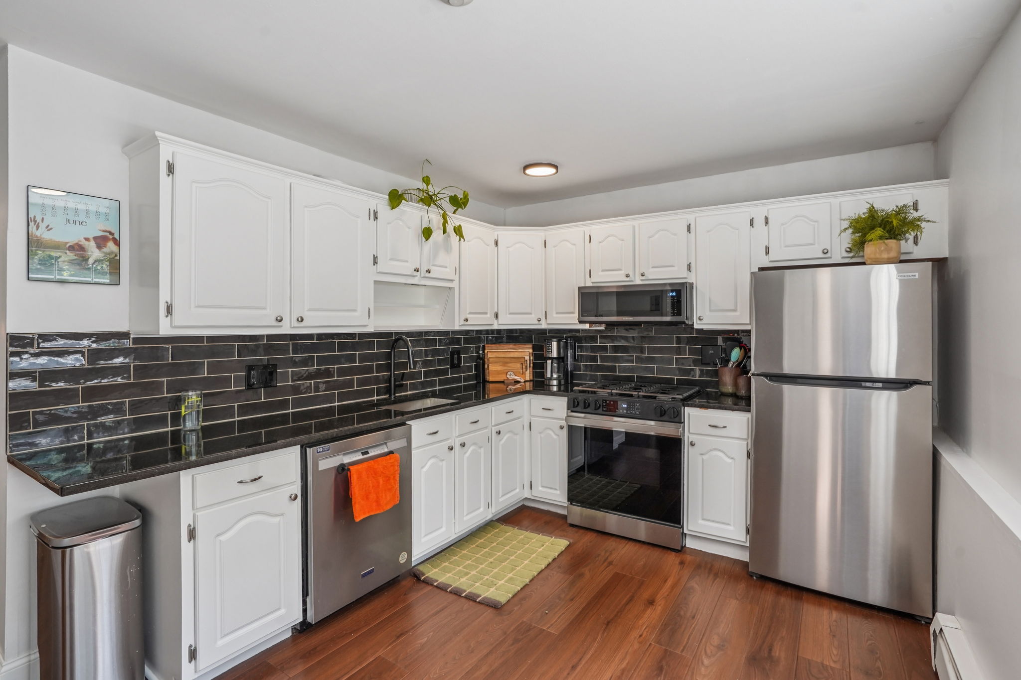 Farrwood Ave Unit 1-L3107-009