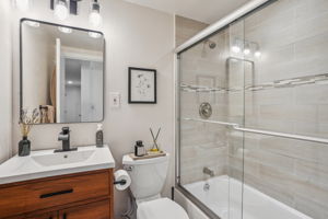 Farrwood Ave Unit 1-L3107-016