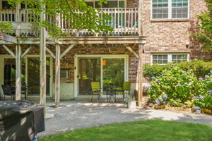 Farrwood Ave Unit 1-L3107-019