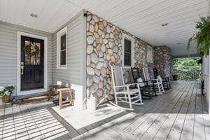 Highland St-S0908-014.jpg