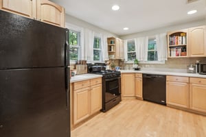 Highland St-S0908-030.jpg