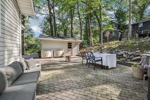 Highland St-S0908-043.jpg