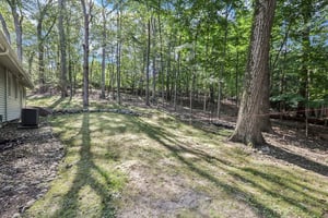 Highland St-S0908-045.jpg