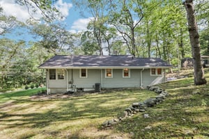 Highland St-S0908-046.jpg