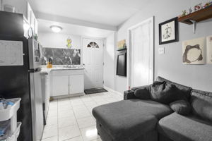  Photo 49