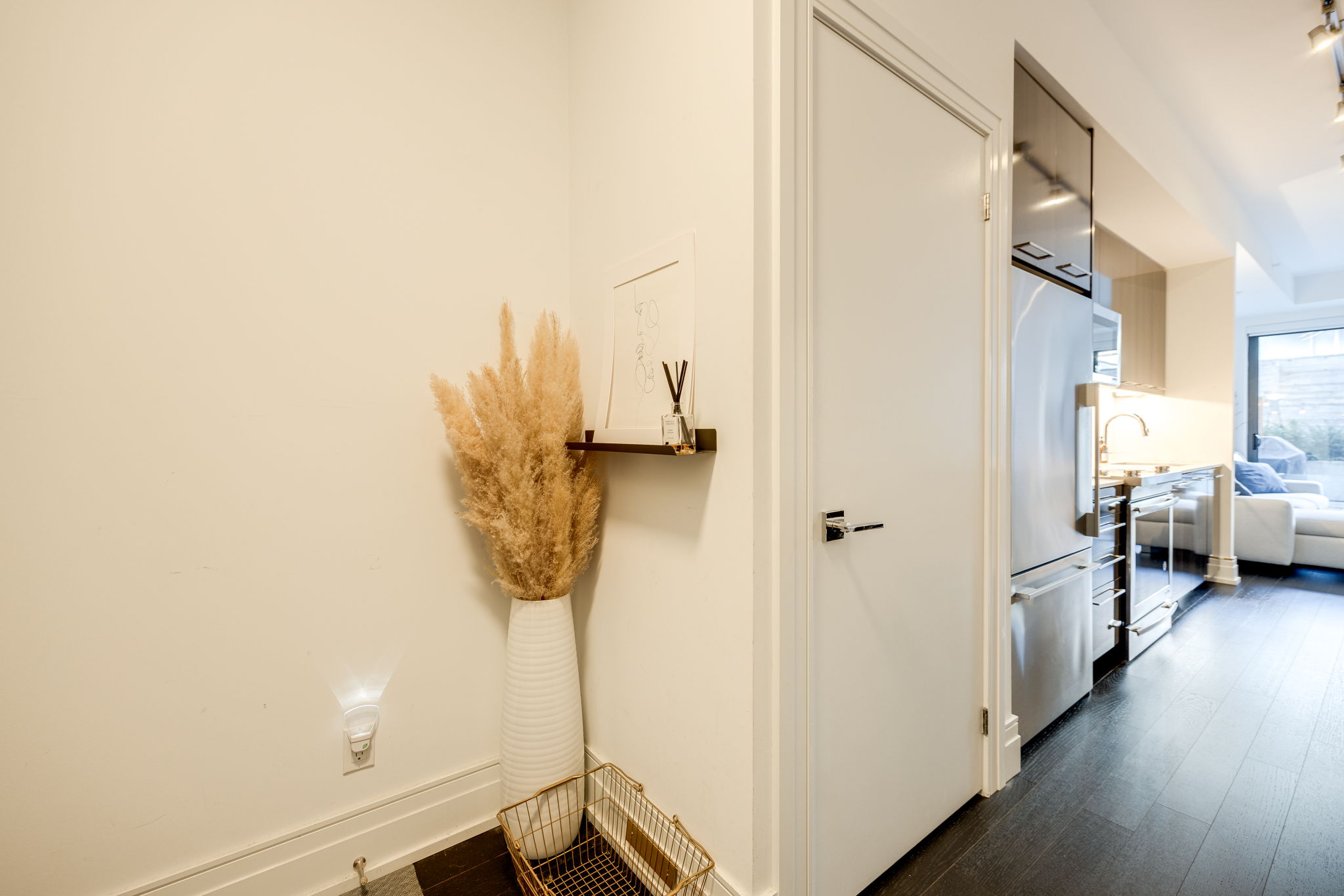 Toronto property showcase — delivered property photograph 23