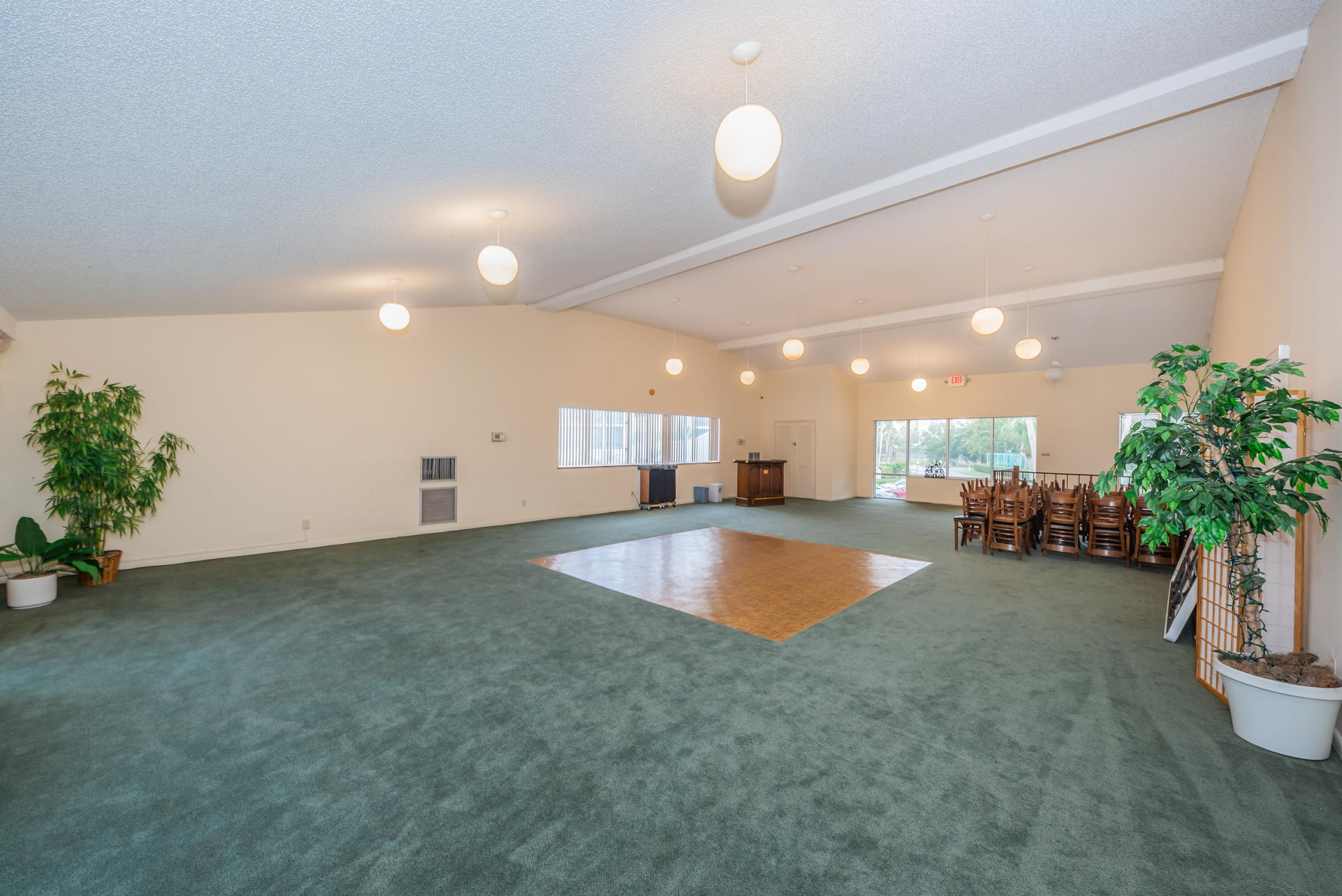 20-Upper Level Clubhouse