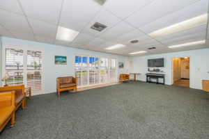 10-Clubhouse