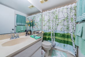 Bathroom2-2