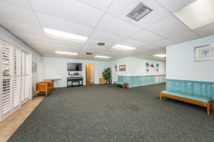 9-Clubhouse