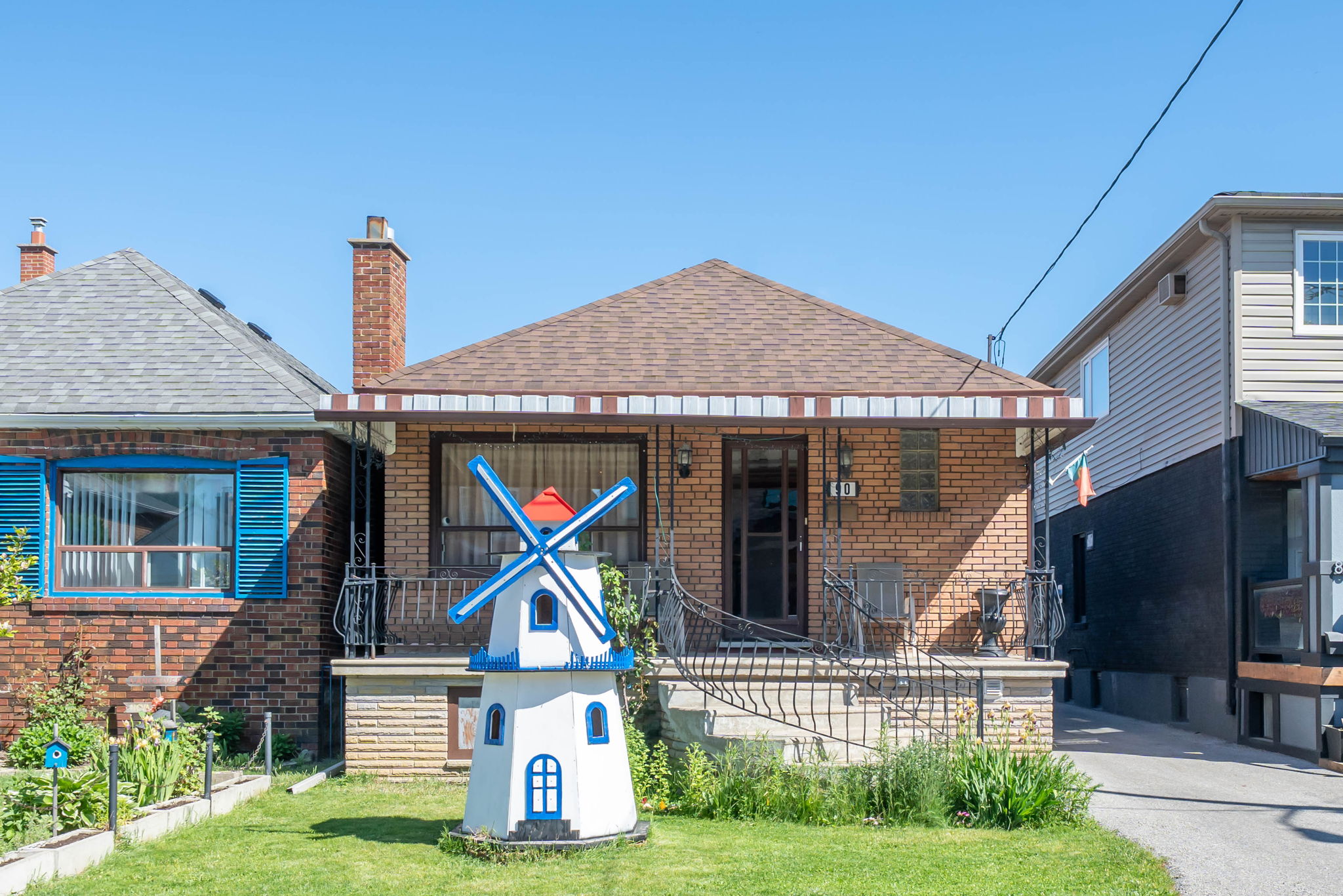 Front Exterior