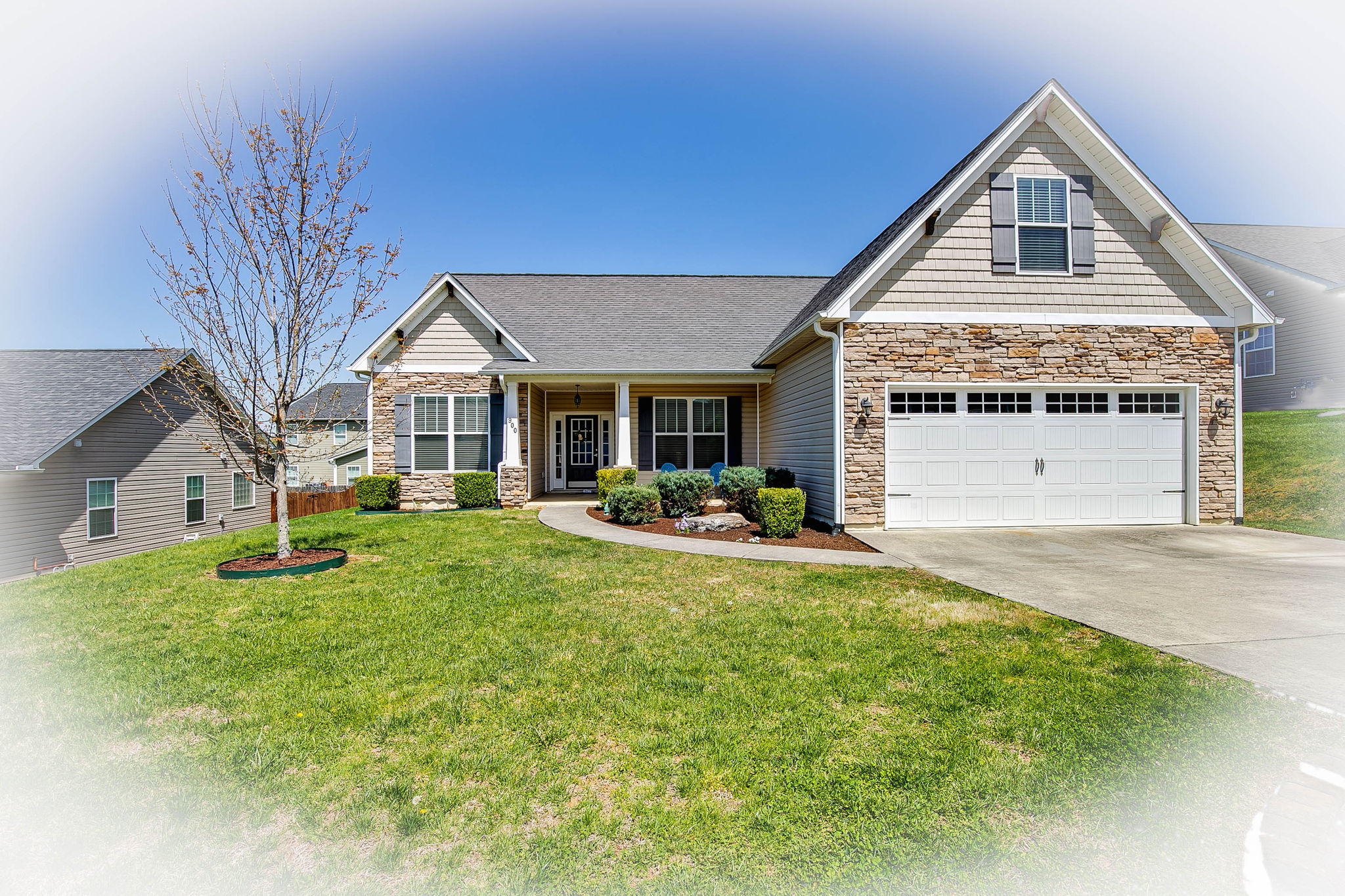 900 Hackney Rd, Johnson City, TN 37615 HomeSelfies