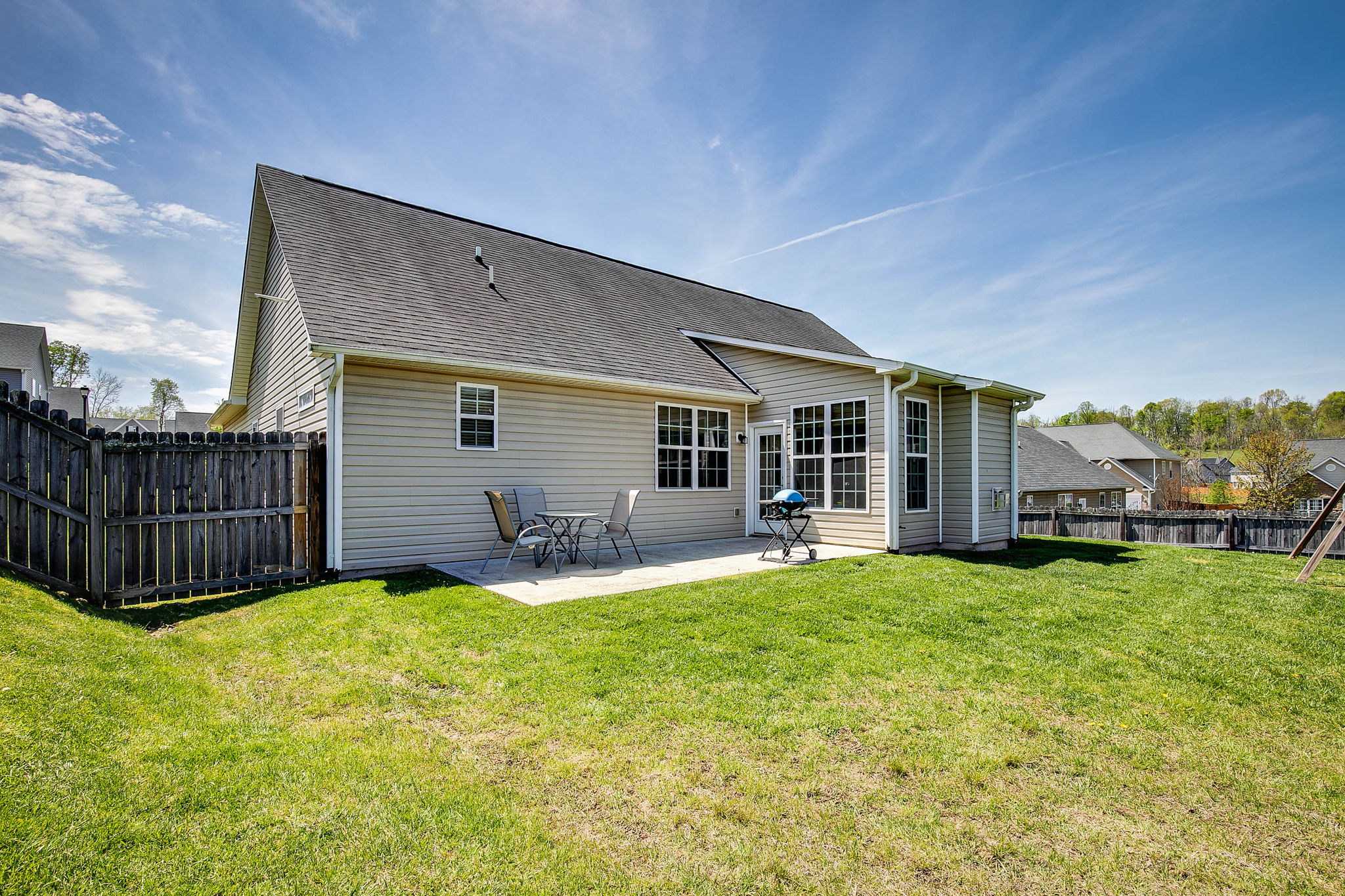 900 Hackney Rd, Johnson City, TN 37615 HomeSelfies