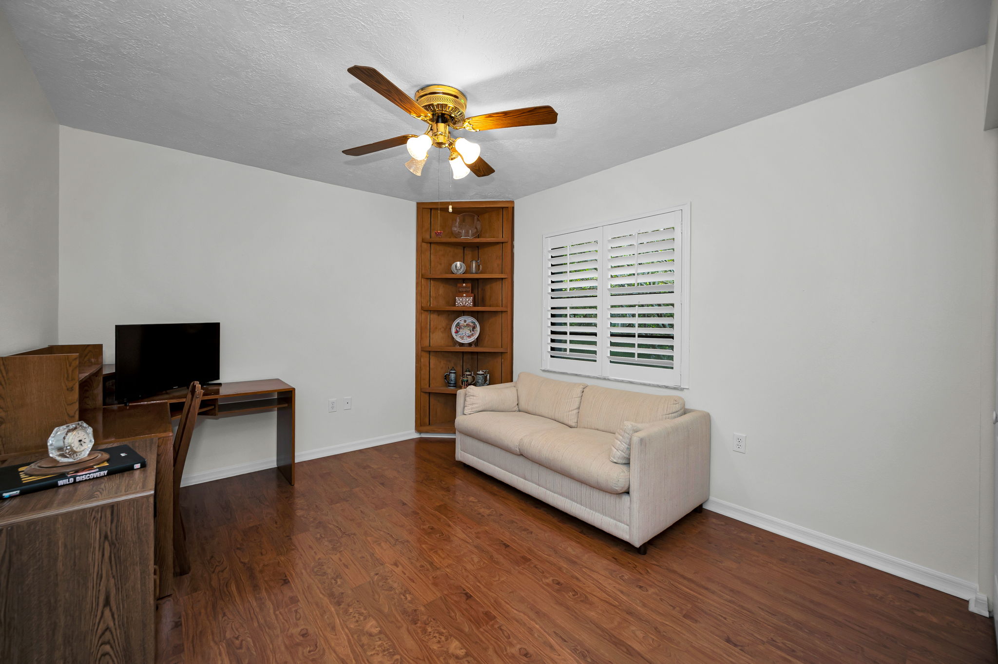 Bedroom2