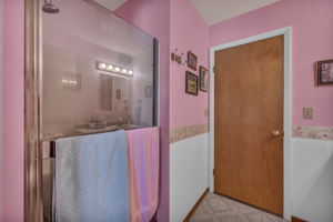 Photo 52