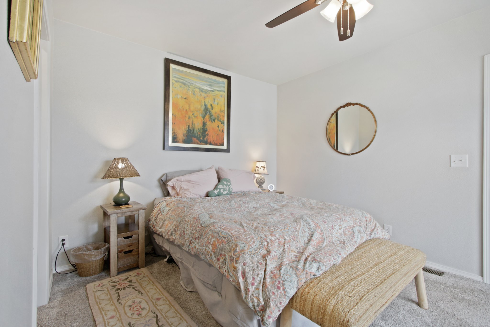 Mountain View Ave 122-019.jpg