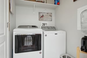 Mountain View Ave 122-016.jpg