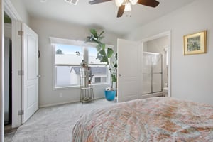 Mountain View Ave 122-018.jpg