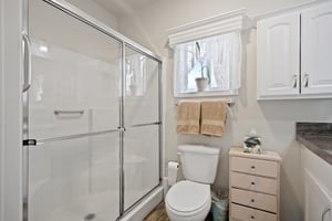 Mountain View Ave 122-021.jpg