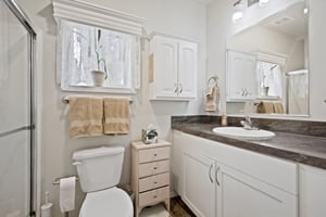 Mountain View Ave 122-022.jpg