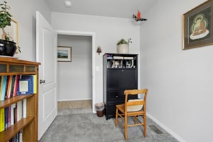 Mountain View Ave 122-025.jpg