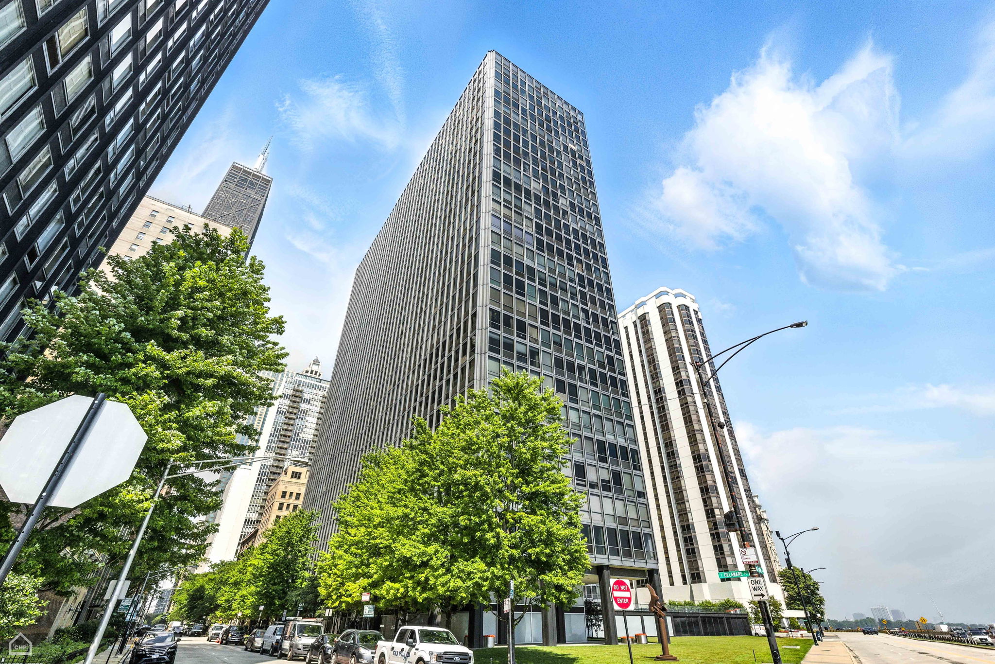 900 N Lake Shore Dr 410_001