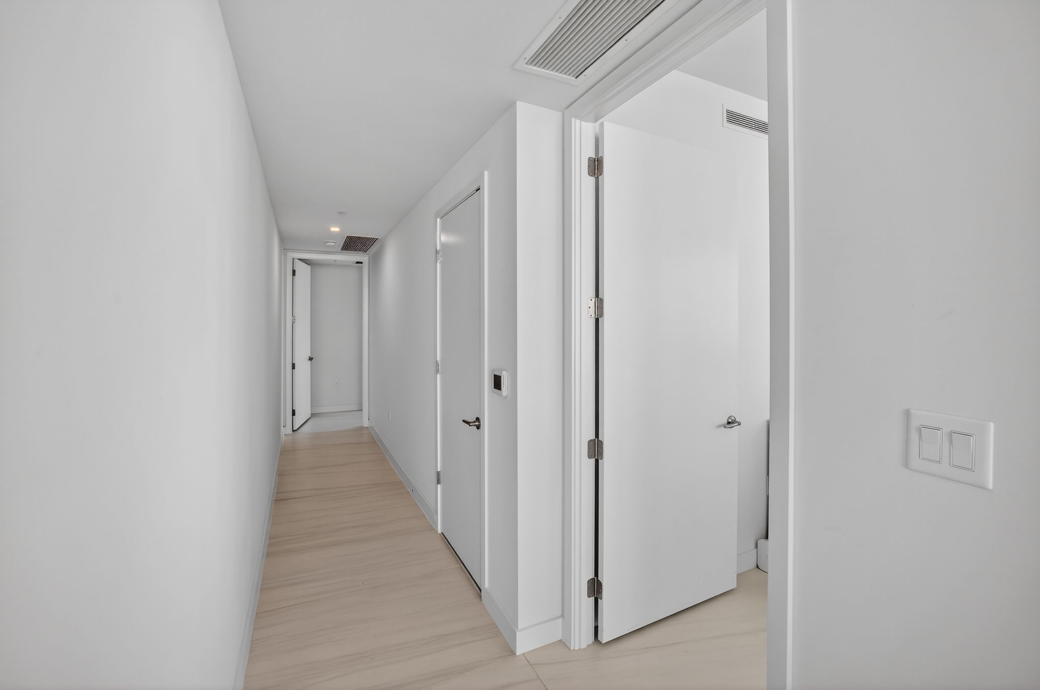  Photo 56