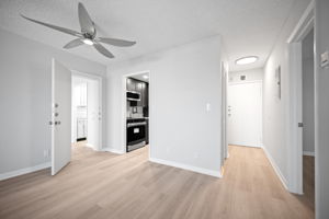  Photo 0