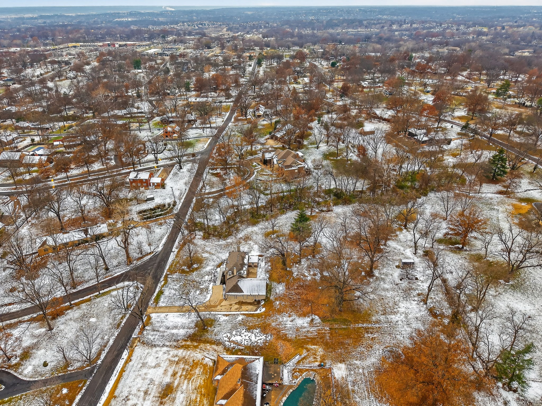 900 NE Barnes Ave-008