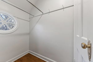 900 NE Barnes Ave-044