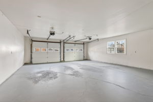 900 NE Barnes Ave-060