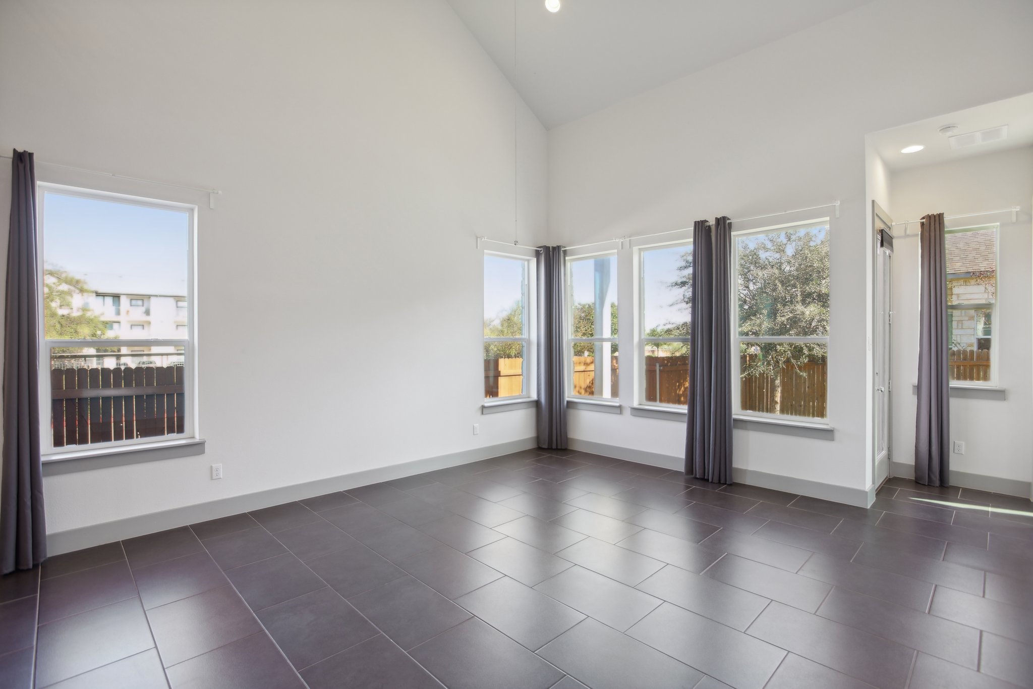 Old Mill Rd 25-008.jpg