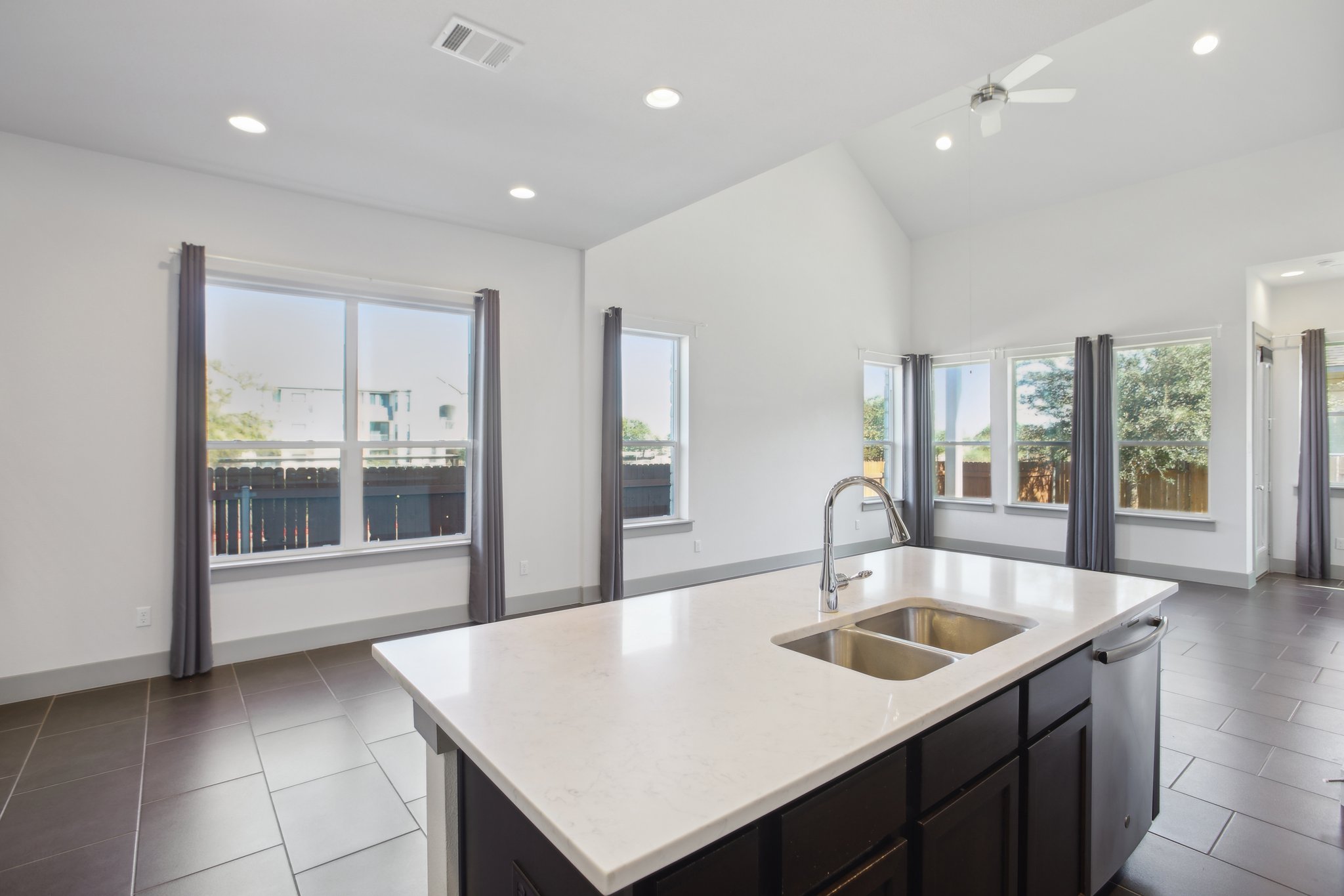 Old Mill Rd 25-011.jpg