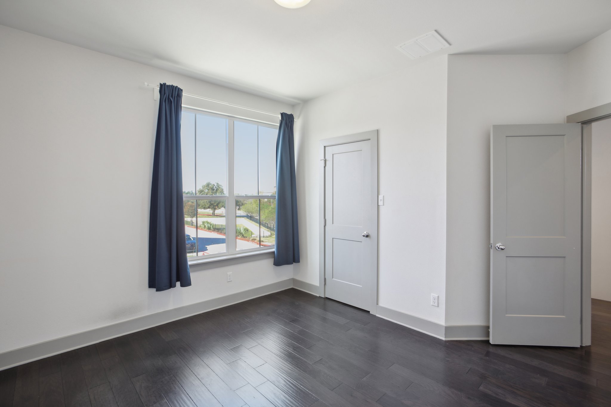 Old Mill Rd 25-022.jpg