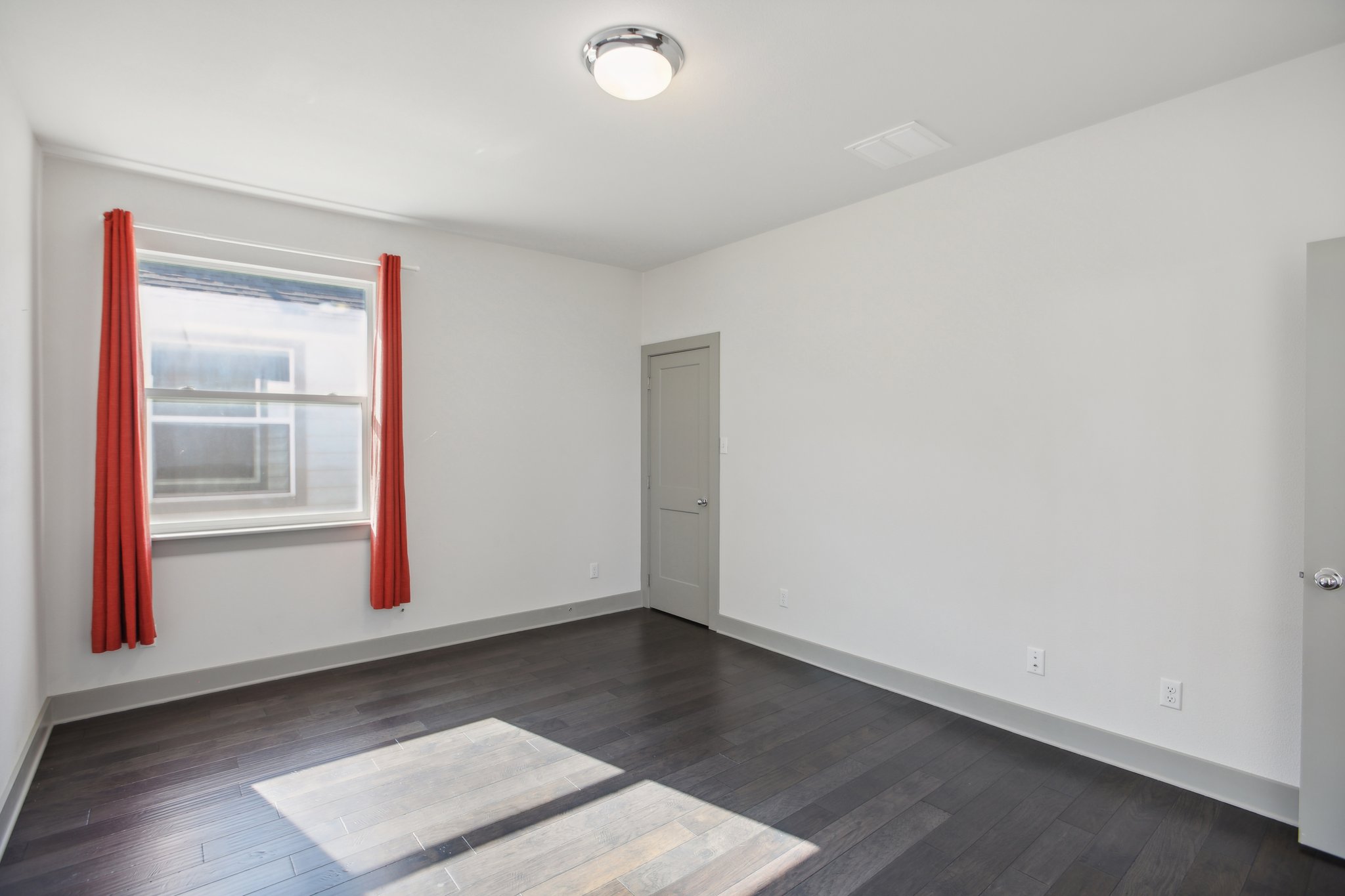 Old Mill Rd 25-025.jpg