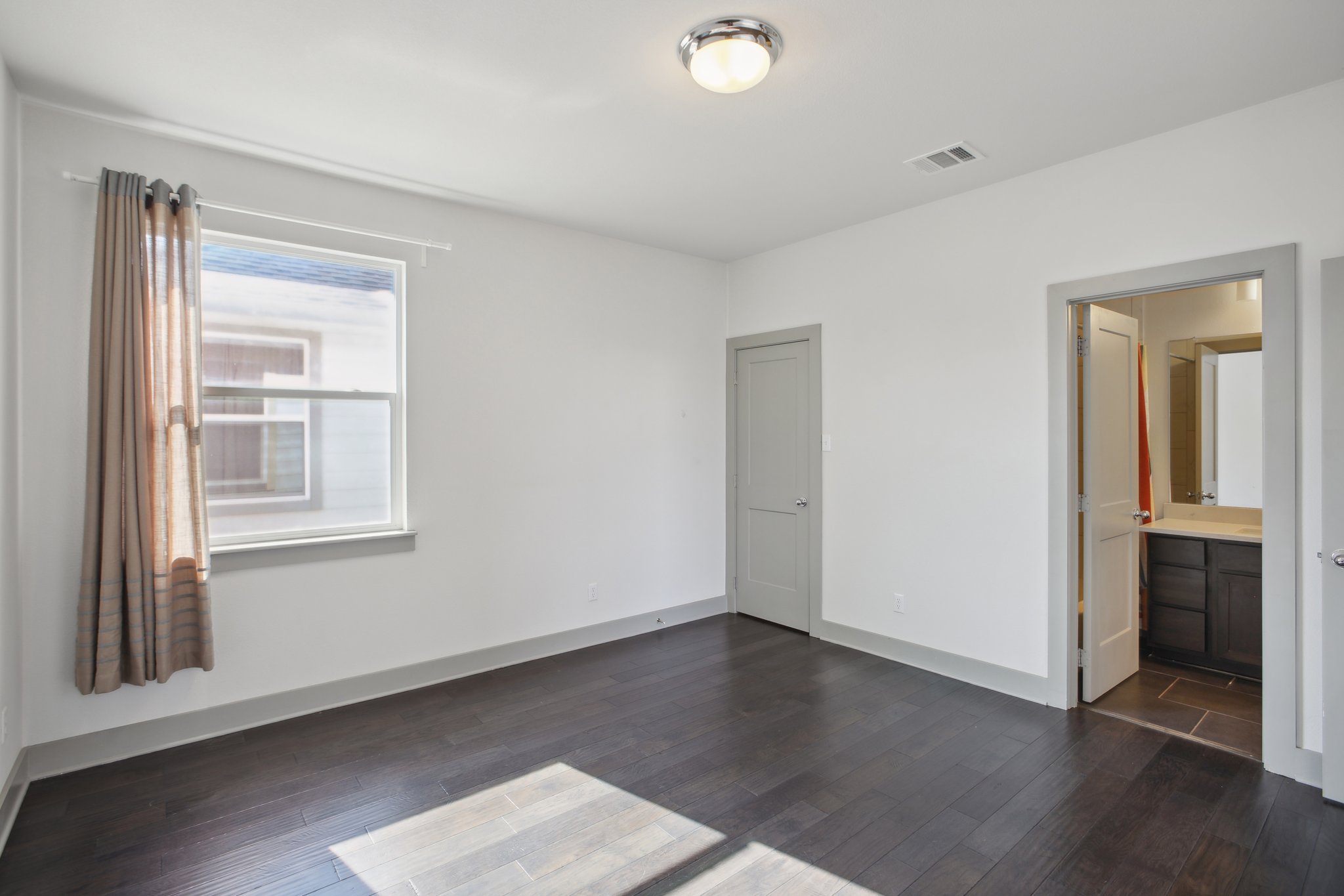 Old Mill Rd 25-029.jpg