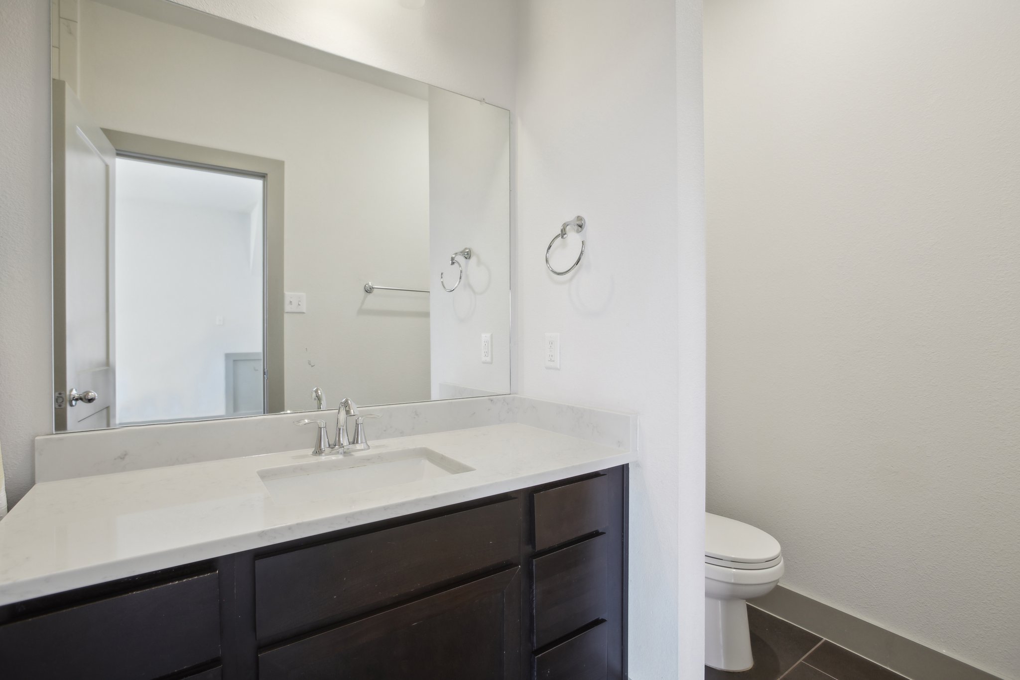 Old Mill Rd 25-032.jpg