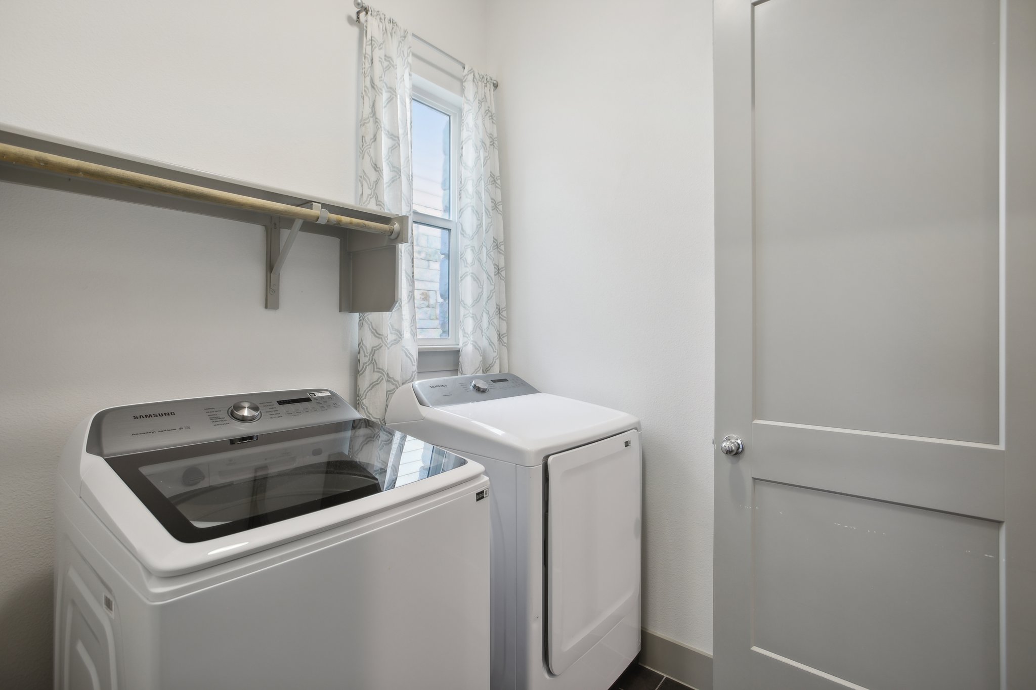 Old Mill Rd 25-036.jpg