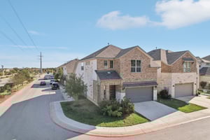 Old Mill Rd 25-049.jpg