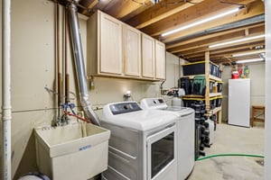 Olympic St-S1408-025.jpg