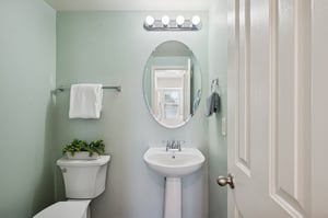 900 S 94th St 1079 - 020.jpg