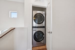 900 S 94th St 1079 - 023.jpg