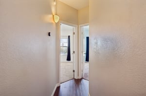 900 S 94th St 1079 - 025.jpg