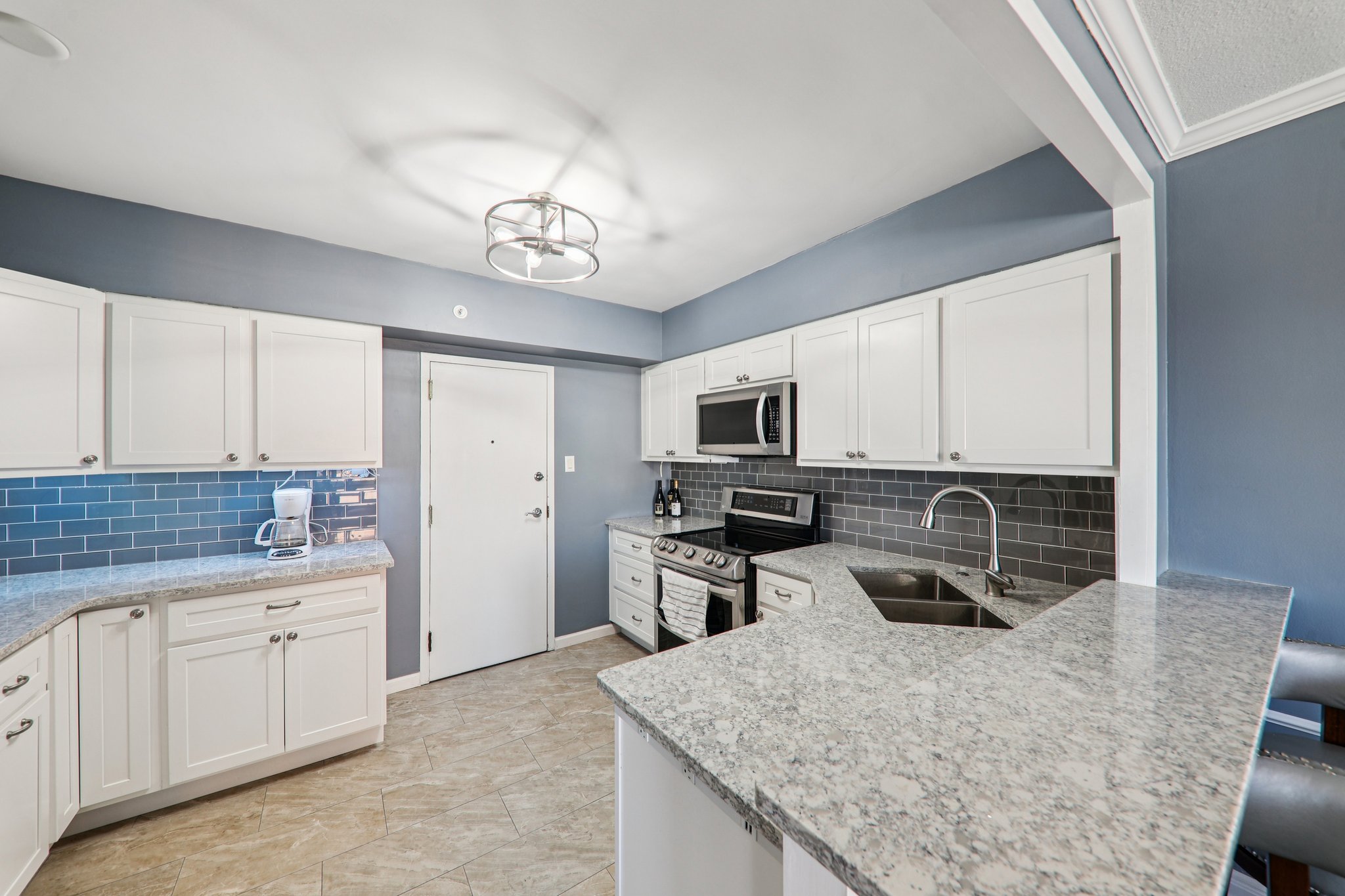 900 S Hanley Rd 7D-S2802-015.jpg