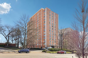 900 S Hanley Rd 7D-S2802-001.jpg