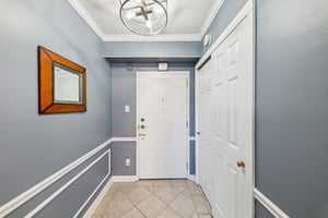 900 S Hanley Rd 7D-S2802-006.jpg