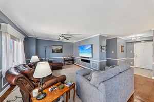 900 S Hanley Rd 7D-S2802-008.jpg